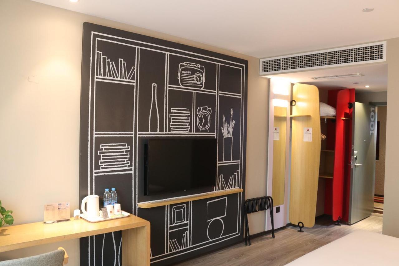 Ibis Chengdu Sm Square Hotel Eksteriør billede